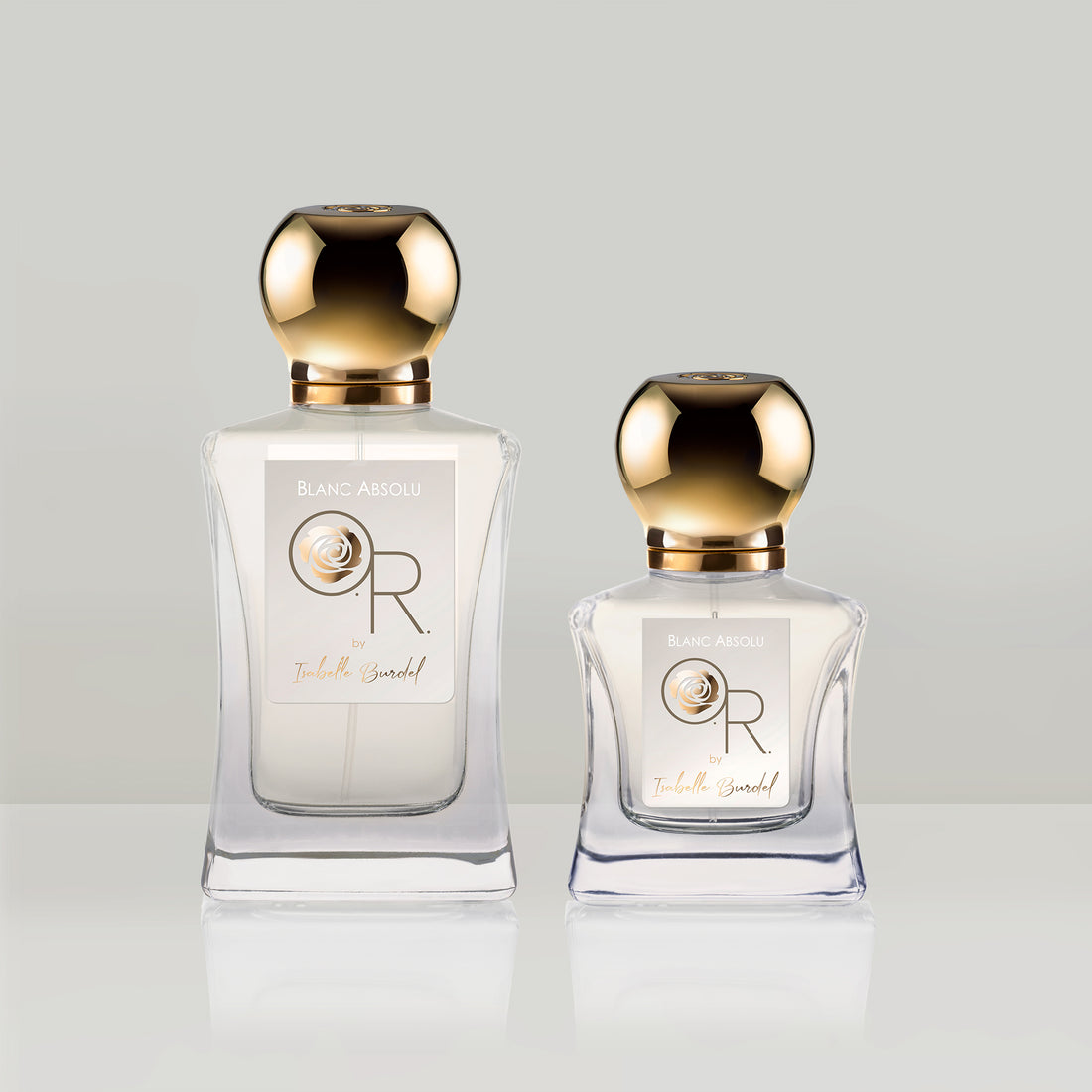 Les deux formats du parfum &quot;Blanc Absolu&quot;