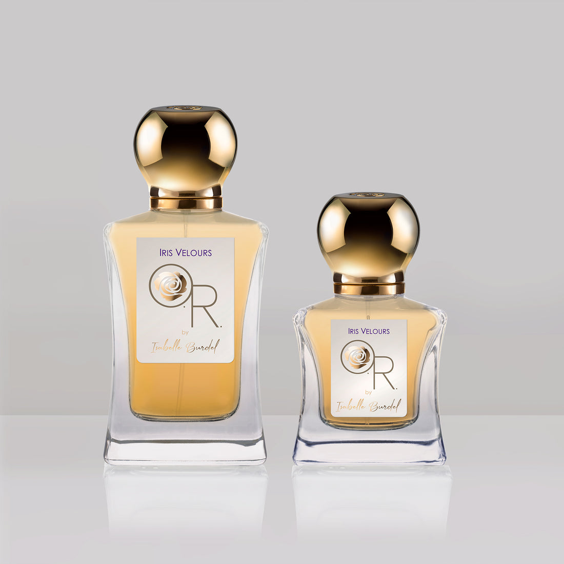 Les deux formats du parfum &quot;Iris Velours&quot;
